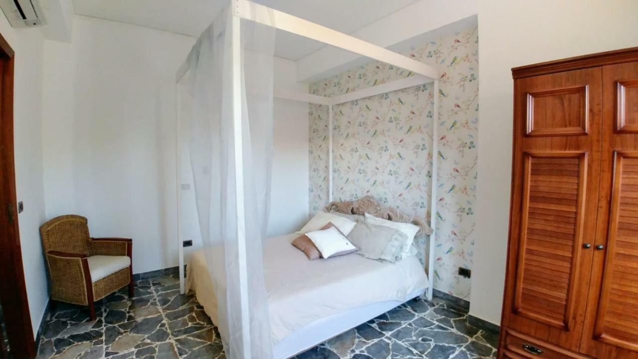 Capo Milazzo Summer Holiday Apartament Exterior photo